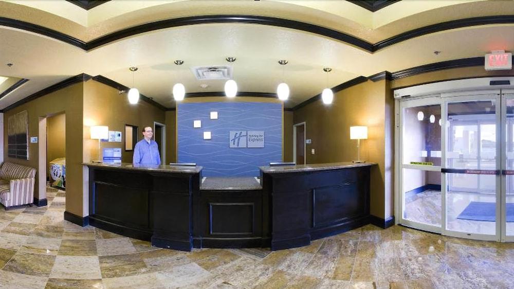 Holiday Inn Express Mccomb By Ihg Exterior foto