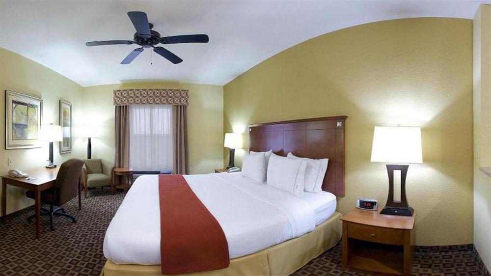 Holiday Inn Express Mccomb By Ihg Exterior foto