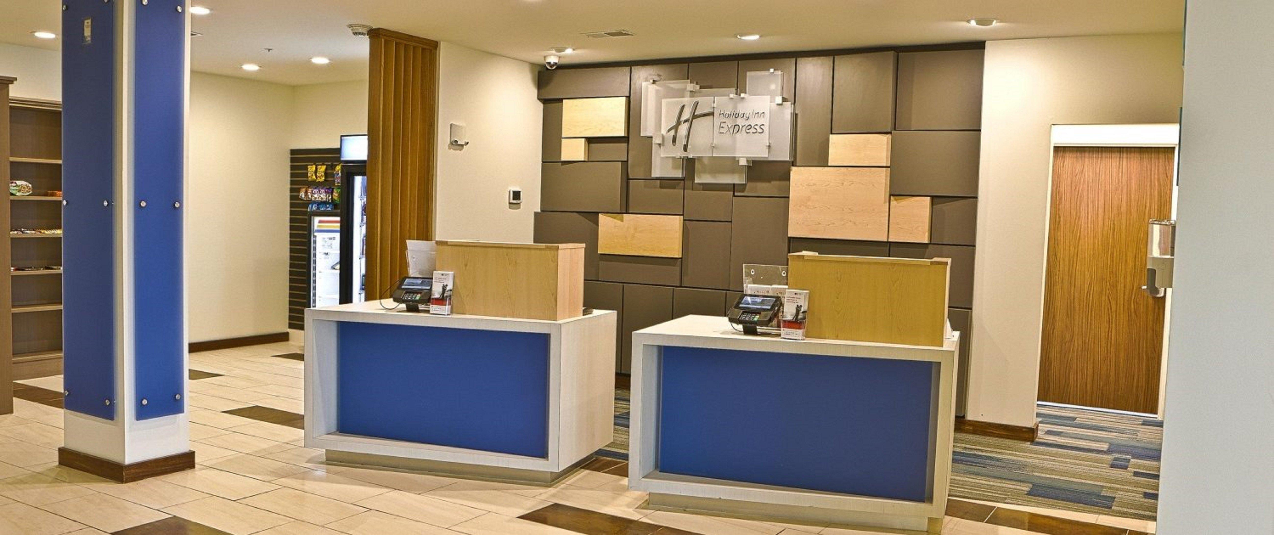 Holiday Inn Express Mccomb By Ihg Exterior foto